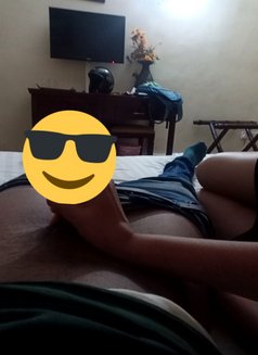 Ishan PUSSY LICKER / BFE/ MILF / VIRGINS - Acompañantes masculino in Colombo Photo 12 of 12