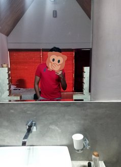 Ishan PUSSY LICKER / BF Experience/ MILF - Male escort in Colombo Photo 11 of 11