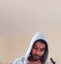 Ishanair - Male escort in New Delhi