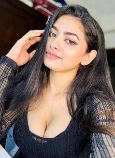 Ishani - escort in Hyderabad Photo 3 of 8