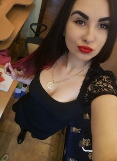 Ishani - escort in Hyderabad Photo 4 of 8