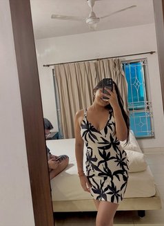 Ishani - escort in Ahmedabad Photo 3 of 3