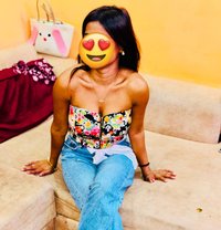 Ishani, West Delhi Single College Girl - escort in New Delhi