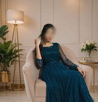 Ishi - escort in Mumbai Photo 2 of 4