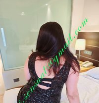 Ishi Sensual - puta in New Delhi