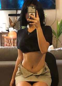 Ishigawa Lee - escort in Boracay Photo 8 of 11