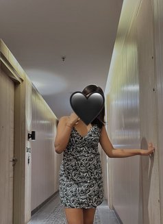 Ishika 20 Year Old - escort in New Delhi Photo 7 of 12