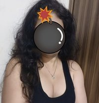 Ishika 28yrs, Independent - companion in Mumbai Photo 8 of 12