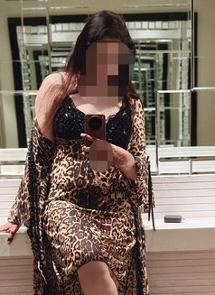 Ishika 30 /100% Real & Sophisticated GFE - companion in Mumbai Photo 2 of 30