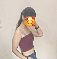 Ishika, Delhi(janakpuri) Independent Girl - puta in New Delhi
