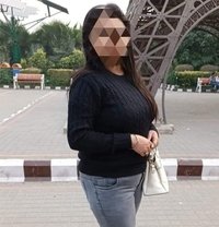 Ishika Cam show sex chat - escort in New Delhi