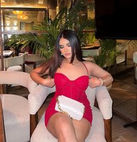 Ishika - escort in Mumbai Photo 1 of 3