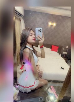 Ishika - Transsexual escort in Ahmedabad Photo 11 of 12