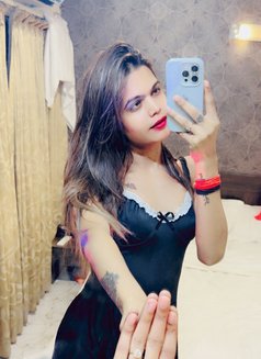 Ishika - Transsexual escort in Ahmedabad Photo 12 of 12
