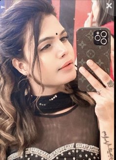 Ishika - Transsexual escort in Ahmedabad Photo 11 of 14