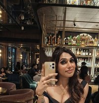 Ishika - Transsexual escort in Mumbai Photo 26 of 26