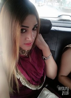 Ishika - Transsexual escort in New Delhi Photo 22 of 23