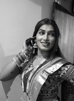 Ishika - Transsexual escort in New Delhi Photo 20 of 30