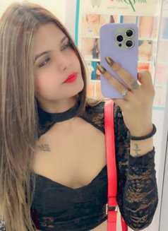 Ishika - Acompañantes transexual in Noida Photo 9 of 14