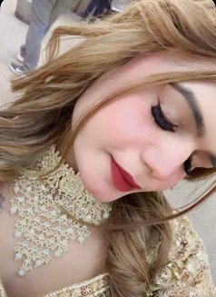 Ishika - Transsexual escort in Noida Photo 13 of 15