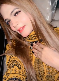 Ishika - Transsexual escort in Noida Photo 14 of 15