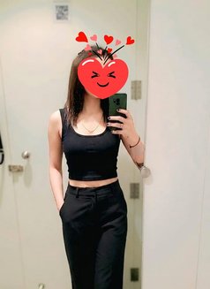 Ishika,🦋 Real Meet & Cam Service - escort in Mumbai Photo 2 of 5