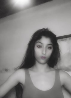 Ishika Sharma - escort in Bangkok Photo 3 of 4