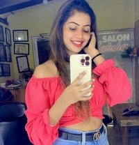 Ishika web cam and real meet - escort in Mumbai