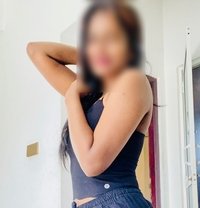 Ishini 21 yrs - escort in Colombo Photo 13 of 14