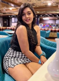Ishita - escort in Ahmedabad Photo 2 of 5