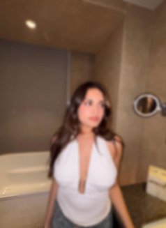𝗡𝗼 𝗜𝗻𝗰𝗮𝗹𝗹 𝗴𝗲𝗻𝘁𝗹𝗲𝗺𝗮𝗻 - escort in Mumbai Photo 1 of 8