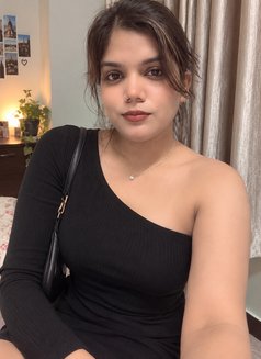 Ishita - puta in Mumbai Photo 9 of 9