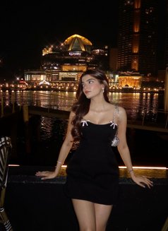 Ishita Mehta - escort in Dubai Photo 5 of 6