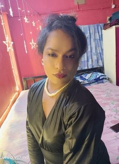 Ishita Roy - Transsexual escort in Kolkata Photo 11 of 12