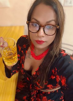 Ishita Roy - Acompañantes transexual in Bangalore Photo 19 of 24