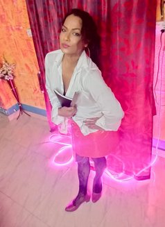 Ishita Roy - Acompañantes transexual in Bangalore Photo 22 of 24