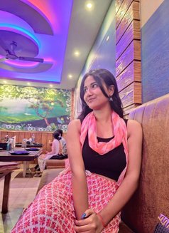 Ishita Roy, real meetings cash payment - escort in Kolkata Photo 2 of 9