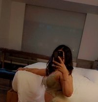 ISHITAA real GFE - escort in Dubai