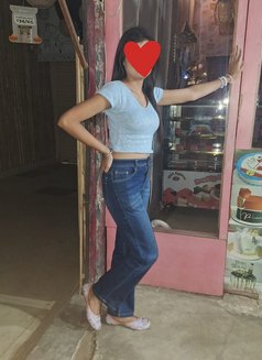 Payal Indipendent work nd CAM 24/7 avail - escort in Noida Photo 4 of 7