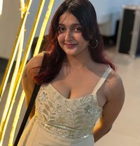 Ishu - escort in Bali