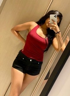 Ishu - escort in Chennai Photo 1 of 3