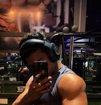 Ishu - Acompañantes masculino in New Delhi