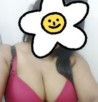 Ishu Jayawardhane Cam - escort in Colombo