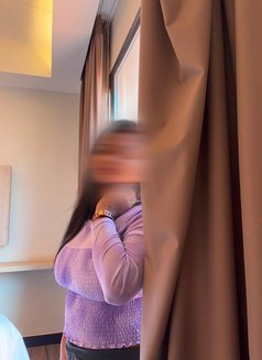 Aishu GFE independent Tamil Girl Dxb - escort in Dubai Photo 4 of 5