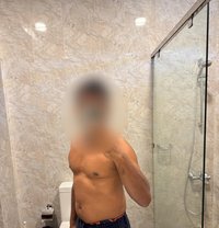 Isiah Max - Male escort in Colombo