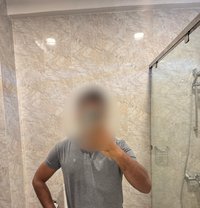 Isiah Max - Male escort in Colombo