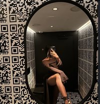 Isini Party girl - escort in Athens