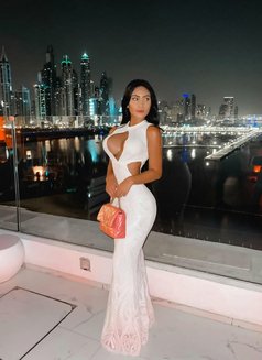 Isis - escort in Abu Dhabi Photo 4 of 29