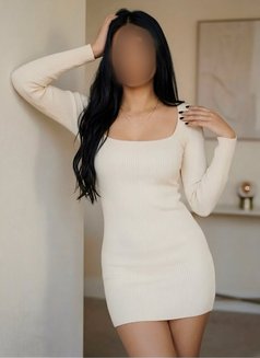 Ísis Masseuse - masseuse in Paris Photo 2 of 4