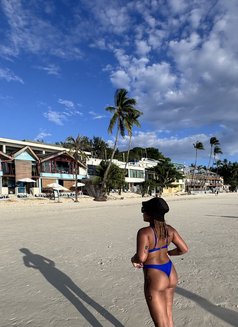 Isla Flame - puta in Dubai Photo 2 of 6